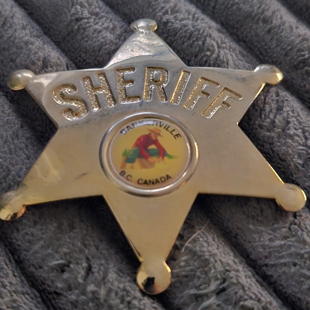 Gold Sheriff Badge (Barkerville B.C)